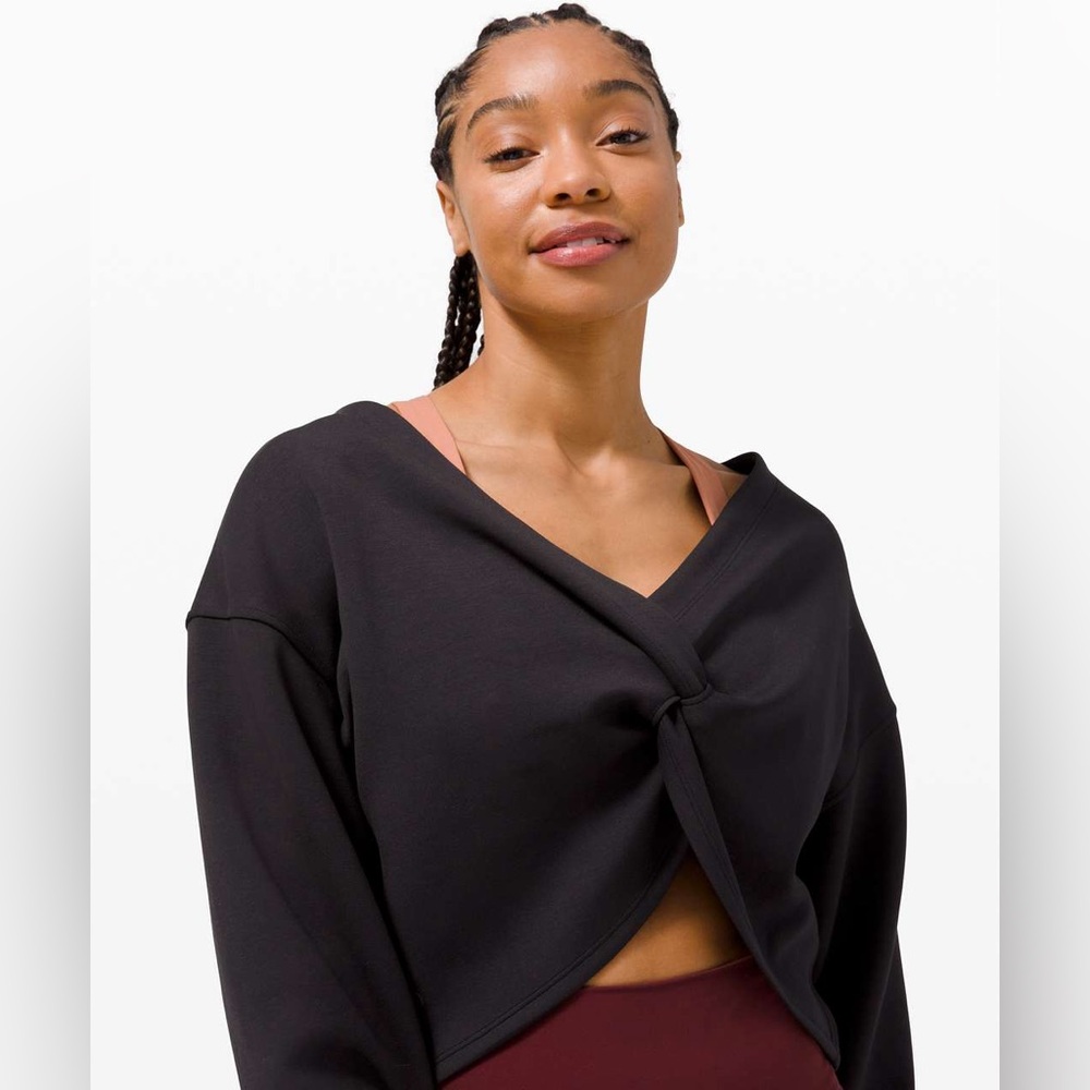 Lululemon Twist Back-to-Front Pullover - Picture 2 of 9